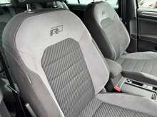 Volkswagen Golf TSI EVO R-Line - U11329