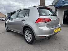 Volkswagen Golf TSI BlueMotion Tech SE - U11336