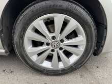Volkswagen Golf TSI BlueMotion Tech SE - U11336