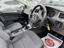 Volkswagen Golf TSI BlueMotion Tech SE - U11336