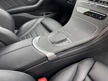 Mercedes-Benz GLC GLC300e AMG Line - U11341