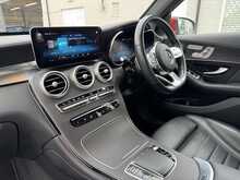 Mercedes-Benz GLC GLC300e AMG Line - U11341