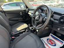 MINI Hatch Cooper Classic - U11347