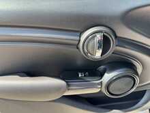 MINI Hatch Cooper Classic - U11347