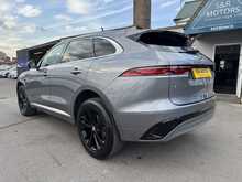 Jaguar F-PACE D200 MHEV R-Dynamic SE - U11349