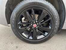 Jaguar F-PACE D200 MHEV R-Dynamic SE - U11349