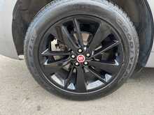 Jaguar F-PACE D200 MHEV R-Dynamic SE - U11349