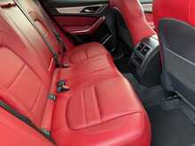 Jaguar F-PACE D200 MHEV R-Dynamic SE - U11349