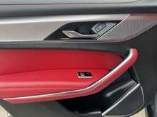 Jaguar F-PACE D200 MHEV R-Dynamic SE - U11349