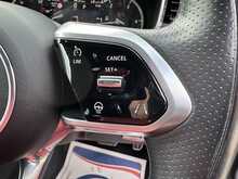 Jaguar F-PACE D200 MHEV R-Dynamic SE - U11349