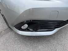 Toyota Auris VVT-h Design - U11364