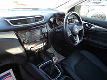 Nissan Qashqai dCi Tekna - U6125