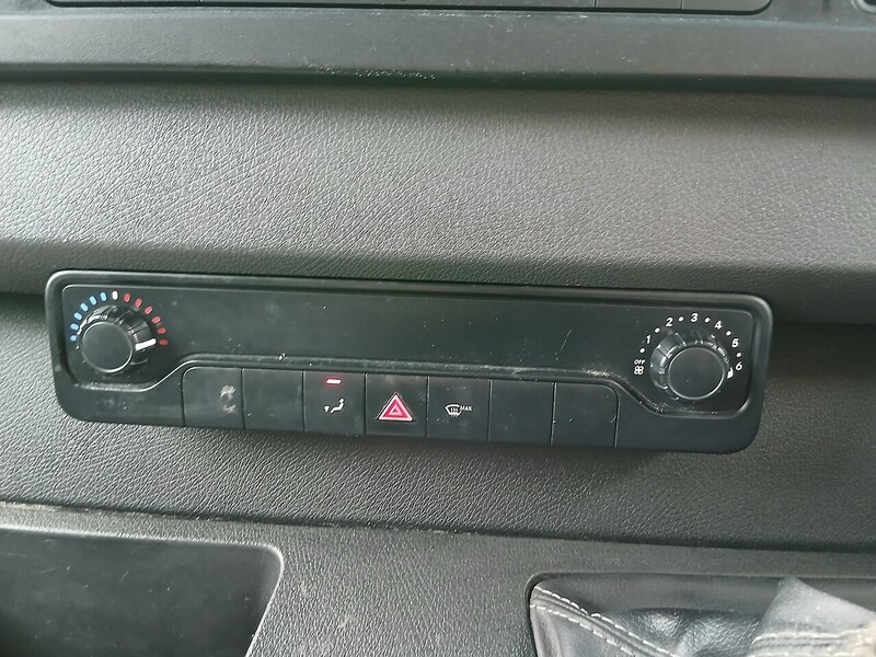 Mercedes-Benz 315 CDI Progressive 2.0 5dr Panel Van Manual Diesel 2.0 5dr Panel Van Manual Diesel