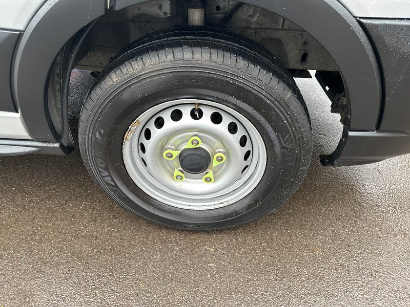 Ford 350 EcoBlue Leader 2.0 2dr Dropside Manual Diesel