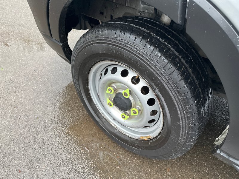 Ford 350 EcoBlue Leader 2.0 2dr Dropside Manual Diesel