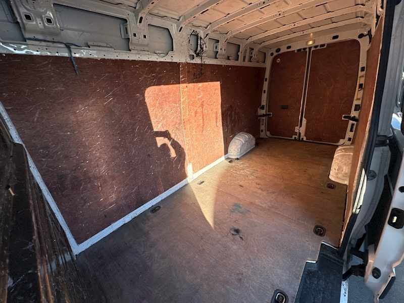 Volkswagen 2.0 TDI CR35 Trendline Panel Van 5dr Diesel Manual FWD LWB High Roof Euro 6 (s/s) (140 ps)