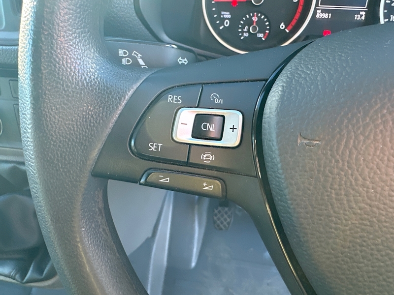 Volkswagen 2.0 TDI CR35 Trendline Panel Van 5dr Diesel Manual FWD LWB High Roof Euro 6 (s/s) (140 ps)