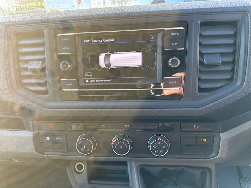 Volkswagen 2.0 TDI CR35 Trendline Panel Van 5dr Diesel Manual FWD LWB High Roof Euro 6 (s/s) (140 ps)