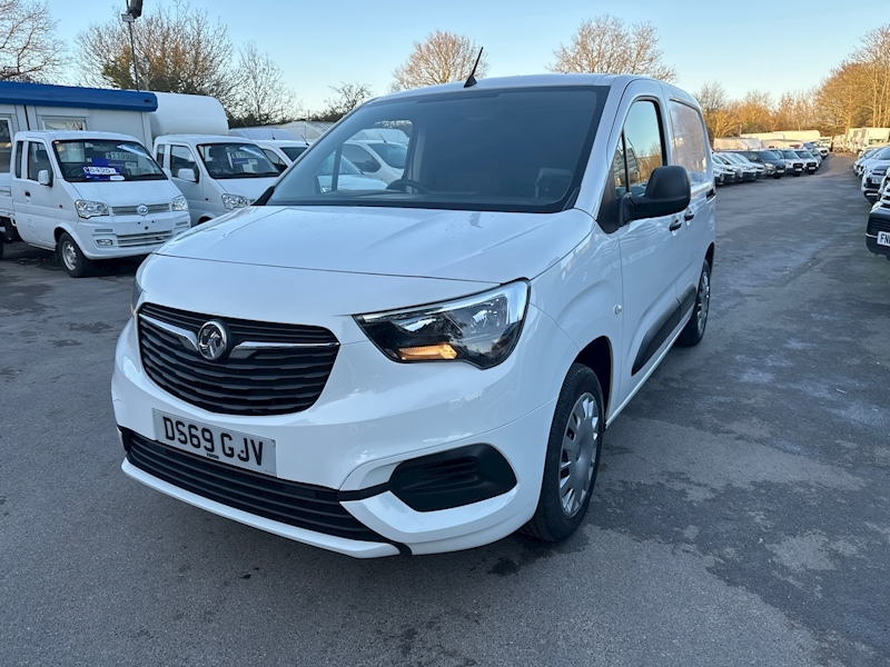 Vauxhall 1.5 Turbo D 2000 Sportive Panel Van 4dr Diesel Manual L1 H1 Euro 6 (s/s) (75 ps)