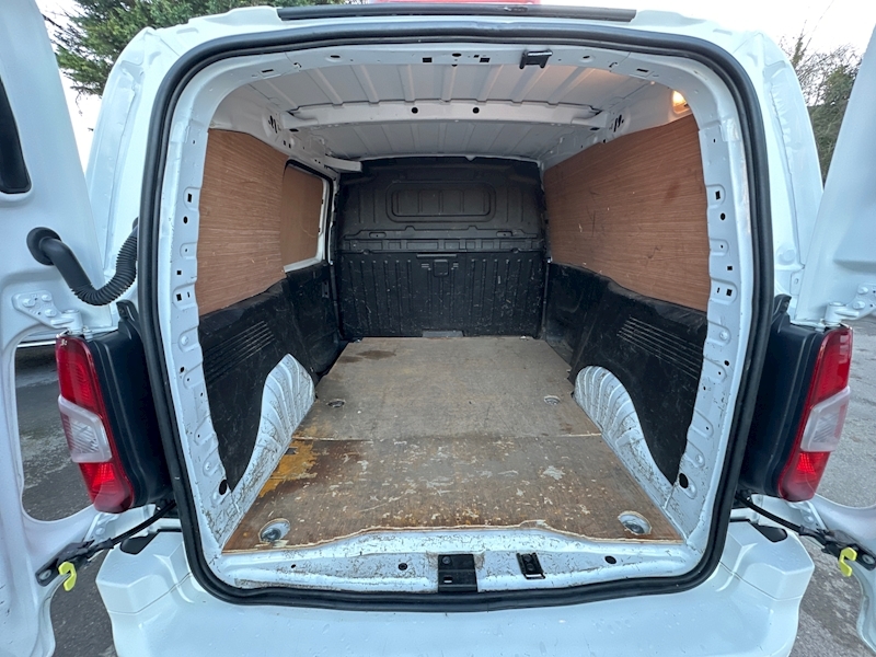 Vauxhall 1.5 Turbo D 2000 Sportive Panel Van 4dr Diesel Manual L1 H1 Euro 6 (s/s) (75 ps)