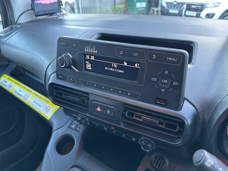 Vauxhall 1.5 Turbo D 2000 Sportive Panel Van 4dr Diesel Manual L1 H1 Euro 6 (s/s) (75 ps)