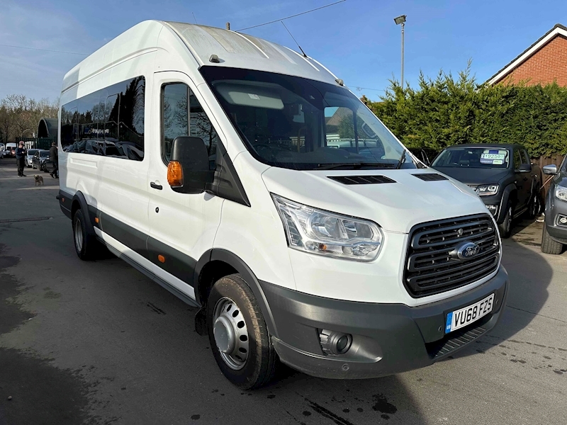 Ford TDCi 460 Trend Minibus 2.2 Manual Diesel