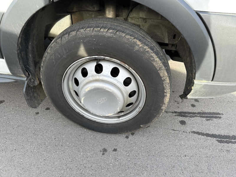 Ford TDCi 460 Trend Minibus 2.2 Manual Diesel