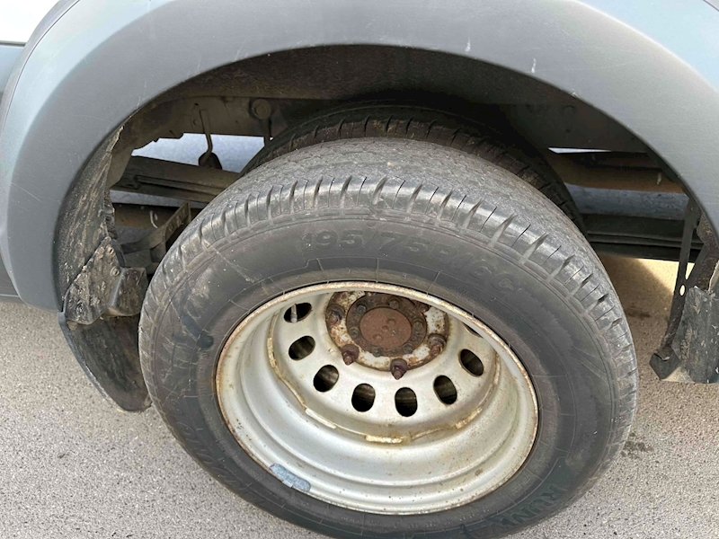 Ford TDCi 460 Trend Minibus 2.2 Manual Diesel