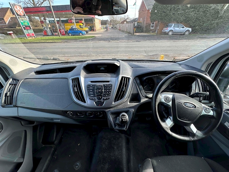 Ford TDCi 460 Trend Minibus 2.2 Manual Diesel