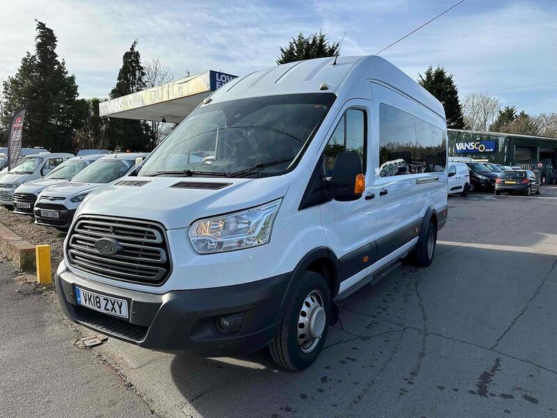 Ford TDCi 460 Trend Minibus 2.2 Manual Diesel