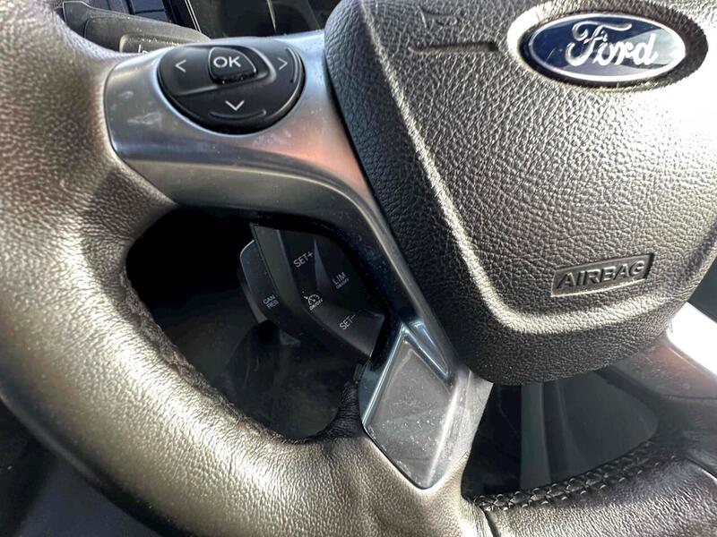 Ford TDCi 460 Trend Minibus 2.2 Manual Diesel
