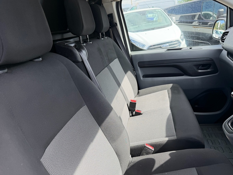 Peugeot BlueHDi 1000 S Panel Van 1.6 Manual Diesel