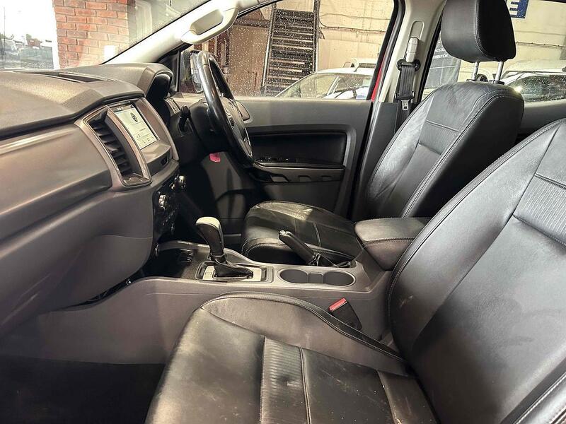 Ford TDCi Limited 1 Pickup 3.2 Automatic Diesel