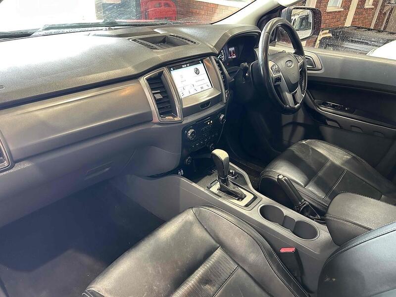 Ford TDCi Limited 1 Pickup 3.2 Automatic Diesel