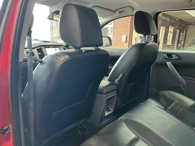 Ford TDCi Limited 1 Pickup 3.2 Automatic Diesel