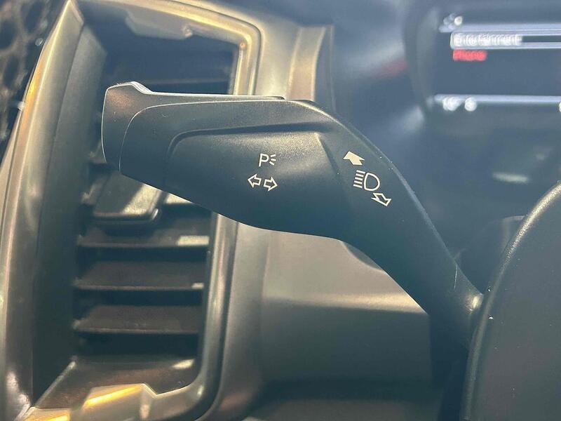 Ford TDCi Limited 1 Pickup 3.2 Automatic Diesel