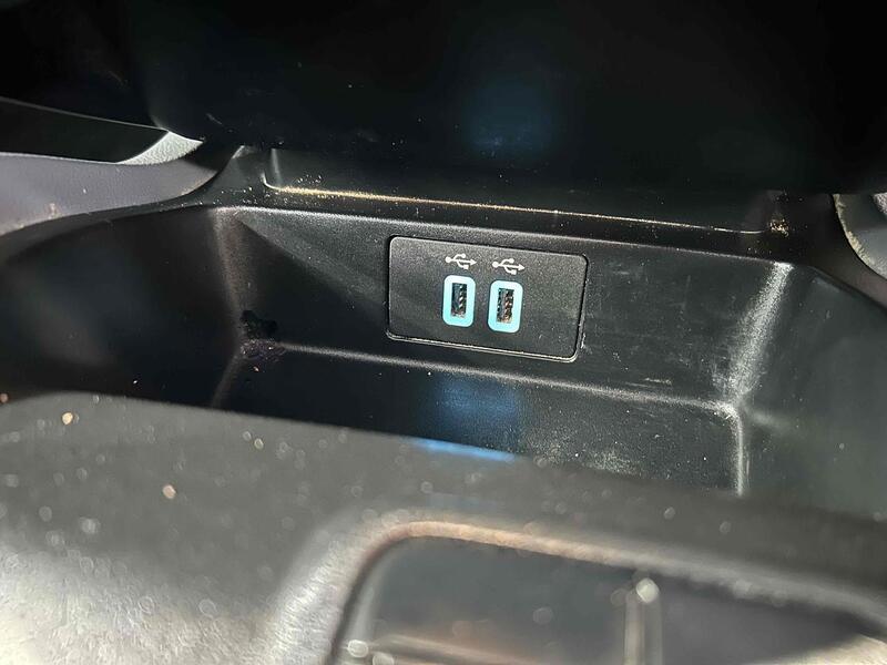 Ford TDCi Limited 1 Pickup 3.2 Automatic Diesel