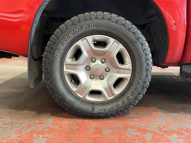 Ford TDCi Limited 1 Pickup 3.2 Automatic Diesel