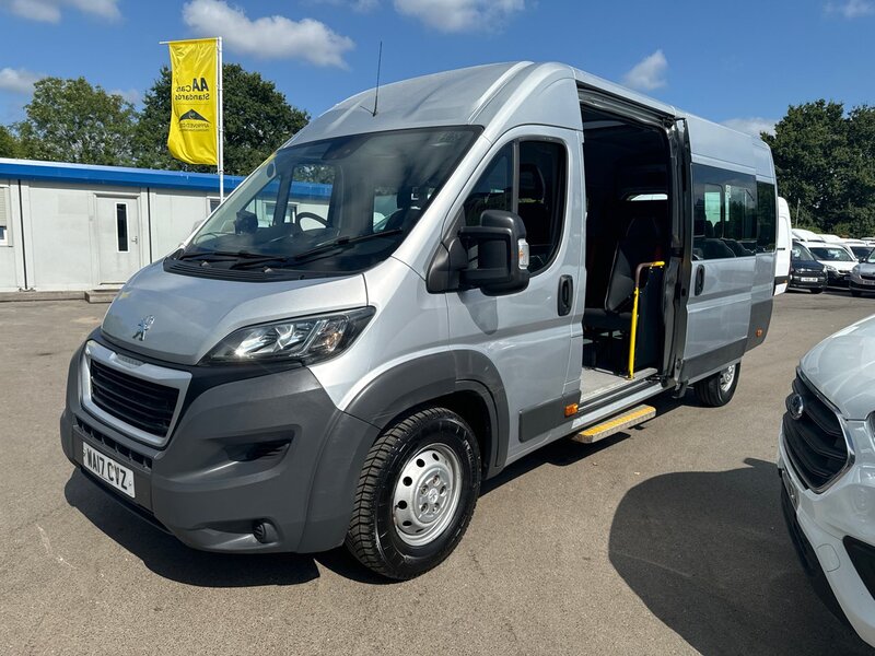Peugeot BlueHDi 440 2.0 4dr Minibus Manual Diesel