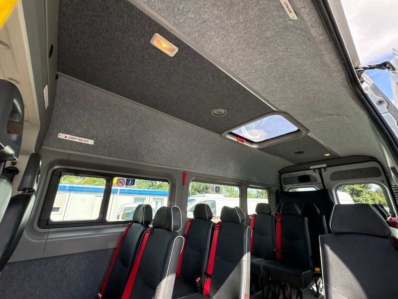 Peugeot BlueHDi 440 2.0 4dr Minibus Manual Diesel