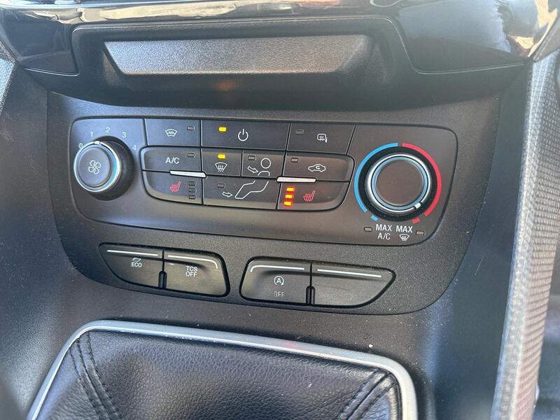 Ford 200 EcoBlue Limited Panel Van 1.5 Manual Diesel Panel Van Manual Diesel Panel Van Manual Diesel