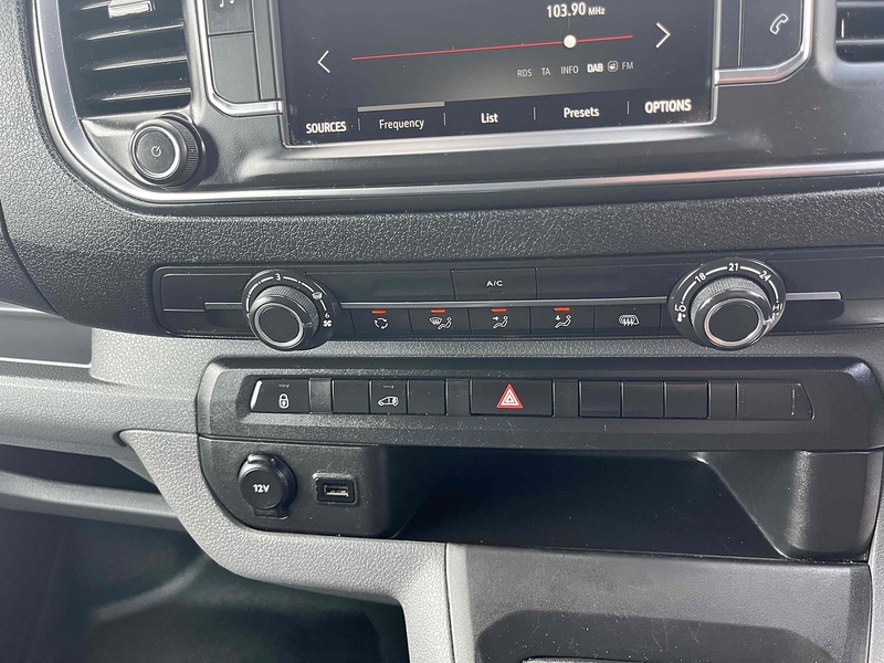 Vauxhall Turbo D 3100 Dynamic Panel Van 2.0 Manual Diesel