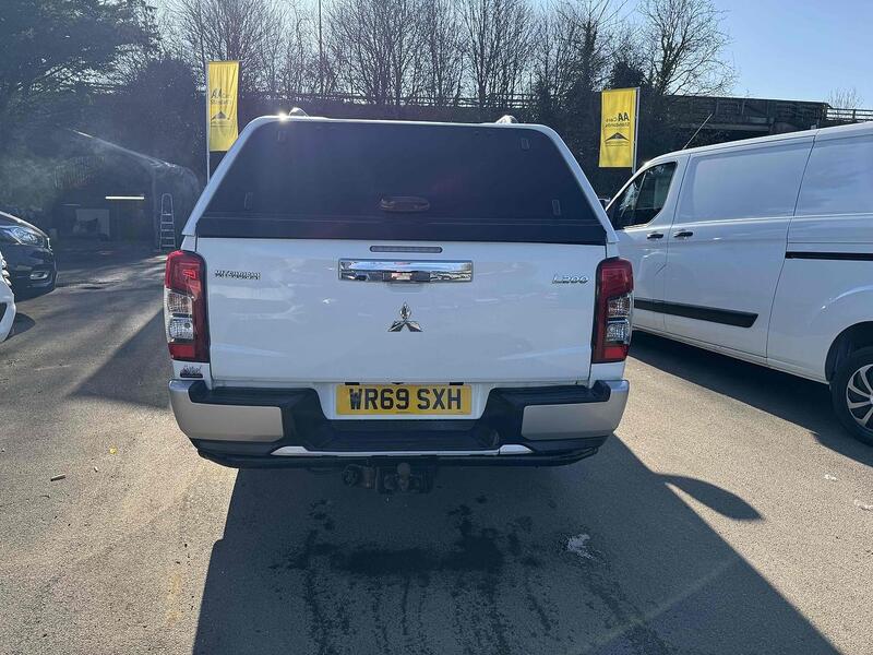 Mitsubishi DI-D DC Warrior 2.2 4dr Pickup Automatic Diesel Pickup Automatic Diesel