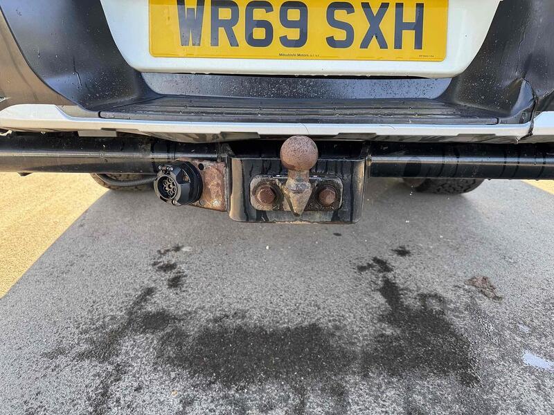 Mitsubishi DI-D DC Warrior 2.2 4dr Pickup Automatic Diesel Pickup Automatic Diesel