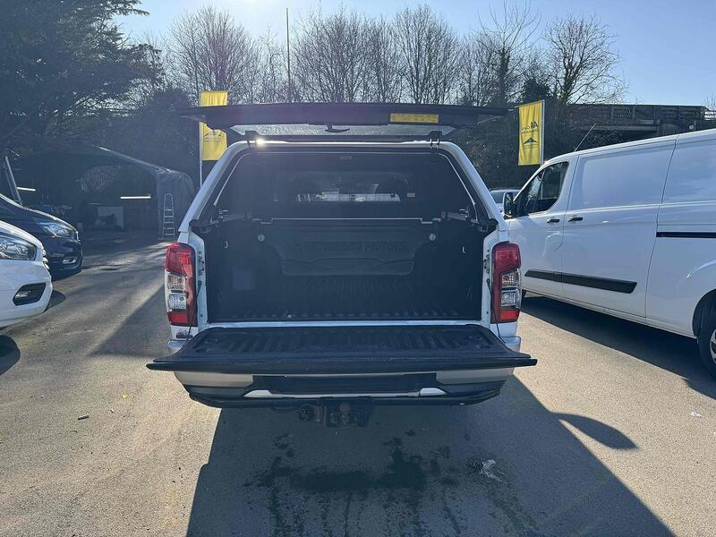 Mitsubishi DI-D DC Warrior 2.2 4dr Pickup Automatic Diesel Pickup Automatic Diesel