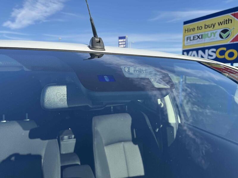 Mitsubishi DI-D DC Warrior 2.2 4dr Pickup Automatic Diesel Pickup Automatic Diesel