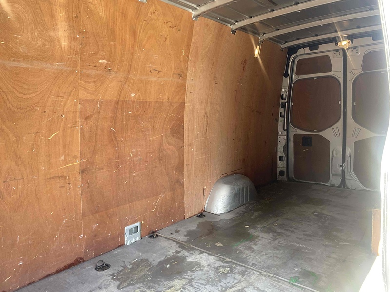 Mercedes-Benz 315 CDI Progressive Panel Van 2.0 Manual Diesel