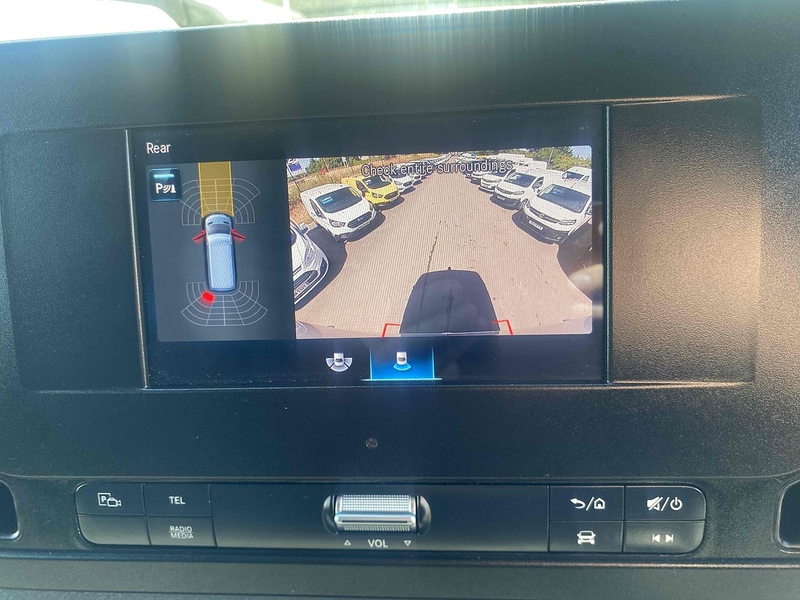 Mercedes-Benz 315 CDI Progressive Panel Van 2.0 Manual Diesel