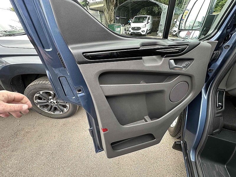 Ford 2.0 300 EcoBlue Limited Panel Van 5dr Diesel Manual L1 H1 Euro 6 (s/s) (130 ps)