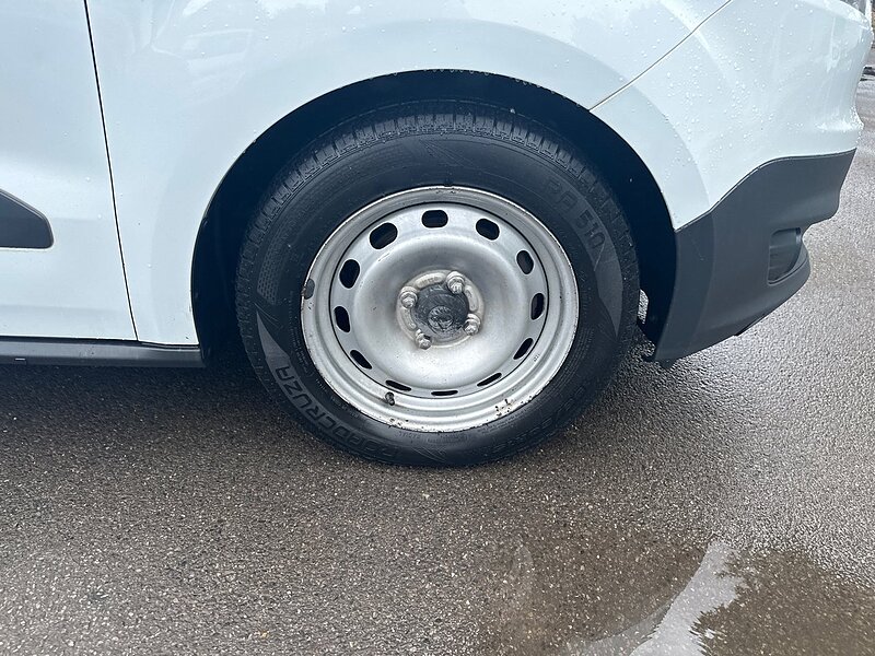 Ford TDCi Base Combi Van 1.5 Manual Diesel